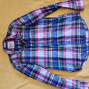 AMERICAN EAGLE Plaid Button Down